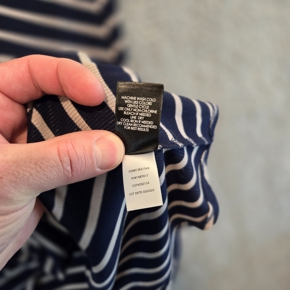 Torrid Mini Rib Knit Twist Front Skater Dress Navy Tan Stripe Sz 1 XL 14 16 - Picture 5 of 6
